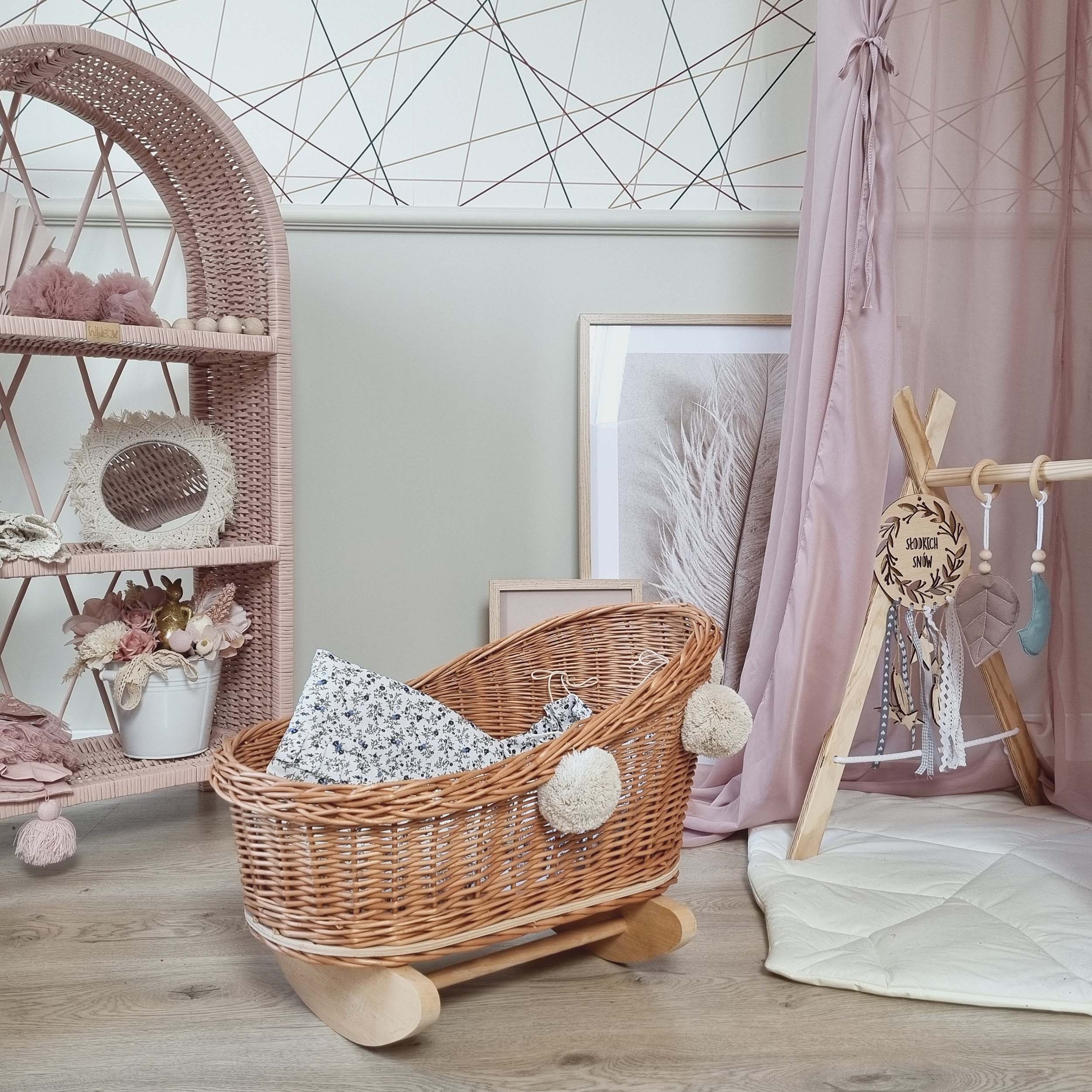 Wiklibox Wicker Doll Cradle